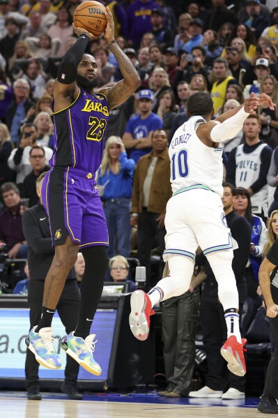 LeBron James questions NBA s replay center after late game shot